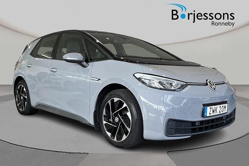 Grå Begagnad 2022 VW ID.3 Pro Performance Halvkombi | 219 000 kr (Superpris) - Bild 1/4
