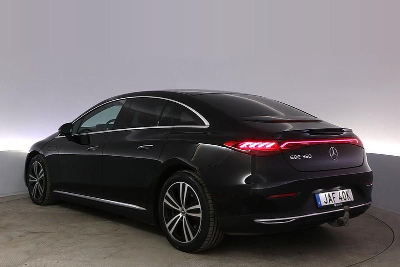 Begagnad Mercedes EQE350 Avantgarde 158 kW (215 HK) 2023 Svart Sedan