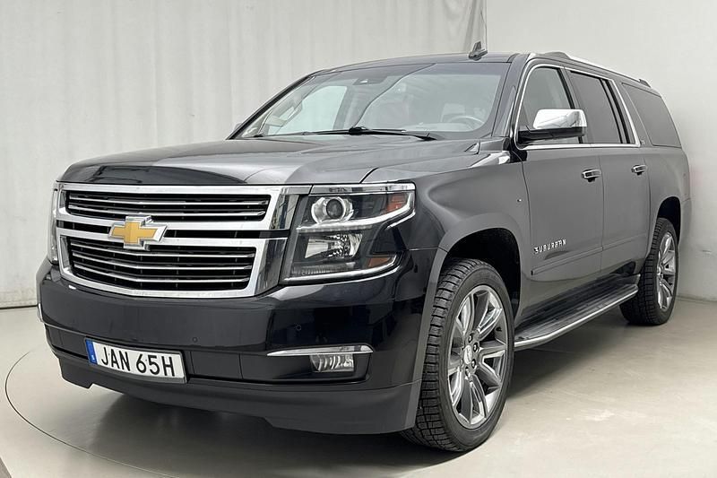 Svart Begagnad 2015 Chevrolet Suburban LTZ SUV | 280 000 kr - Bild 1/4