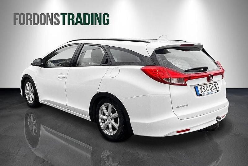 Begagnad Honda Civic Sport 120 HK (88 kW) 2014 Vit Kombi