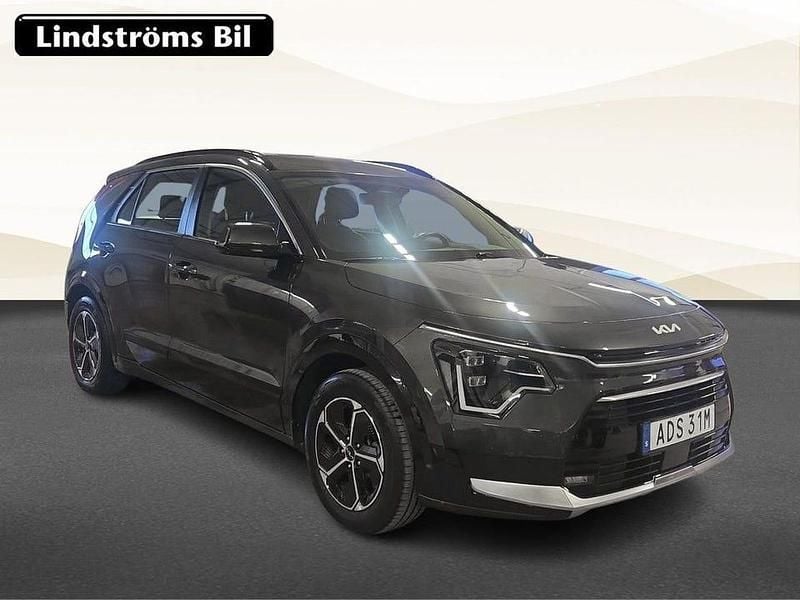 Begagnad Kia Niro 185 HK (136 kW) 2022 Grå SUV