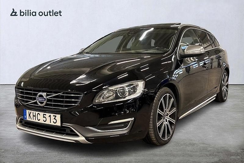 Begagnad Volvo V60 Summum 215 HK (158 kW) 2013 Svart Kombi
