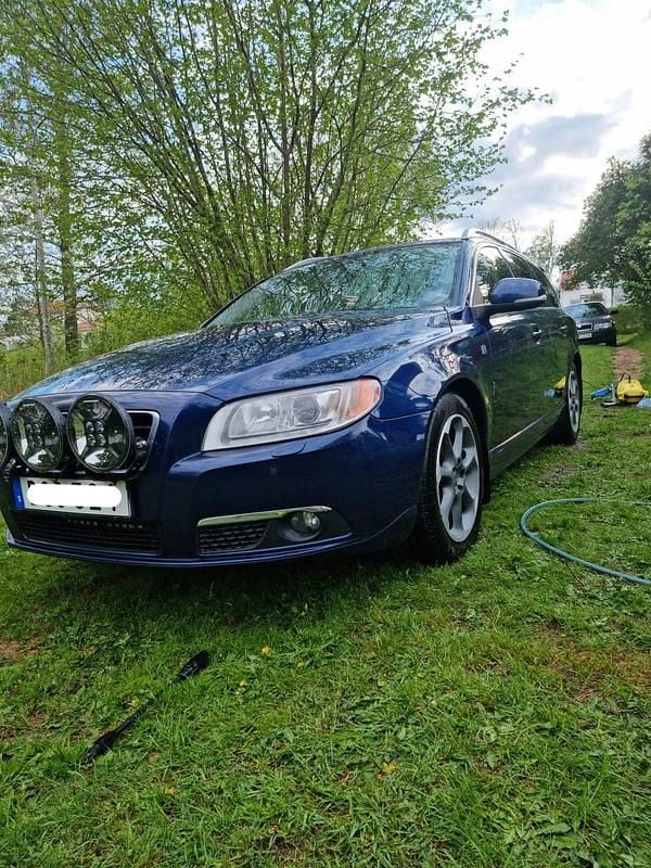Ocean race blå Begagnad 2012 Volvo V70 Kombi | 75 000 kr (Superpris) - Bild 1/4