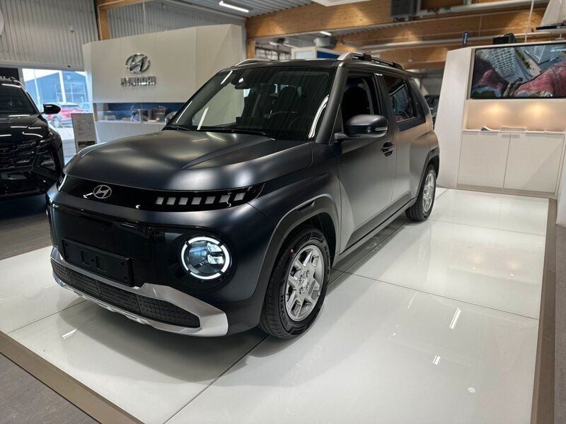 Blå Ny 2025 Hyundai Inster Essential Halvkombi | 319 900 kr - Bild 1/4