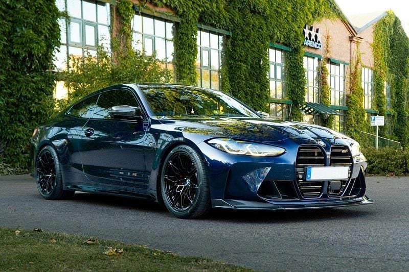 Blå Begagnad 2021 BMW M4 Competition Edition Sportkupé | 869 000 kr (Marknadspris) - Bild 1/4