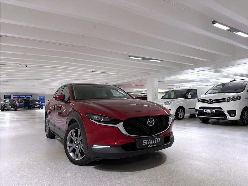 Röd Begagnad 2019 Mazda CX-30 Cosmo SUV | 289 900 kr (Marknadspris) - Bild 1/3