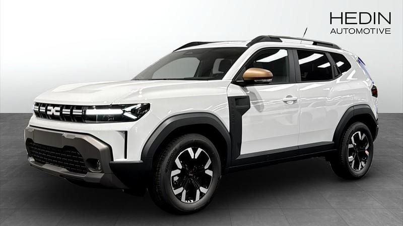Vit (white) Ny 2024 Dacia Duster Extreme SUV | 319 900 kr (Marknadspris) - Bild 1/4