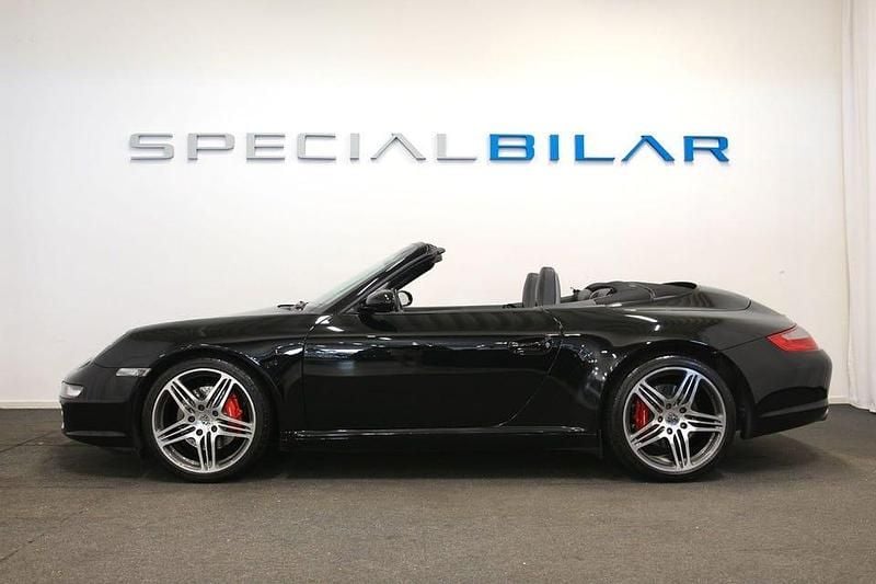 Begagnad Porsche 911 Carrera S Cabriolet Sport 355 HK (261 kW) 2007 Svart Cab