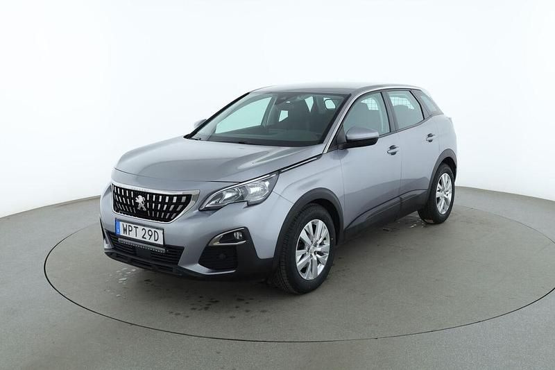 Grå Begagnad 2019 Peugeot 3008 Active SUV | 122 000 kr (Marknadspris) - Bild 1/3