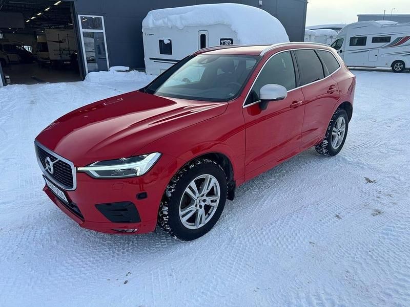 Begagnad Volvo XC60 R-Design 254 HK (186 kW) 2018 Röd SUV
