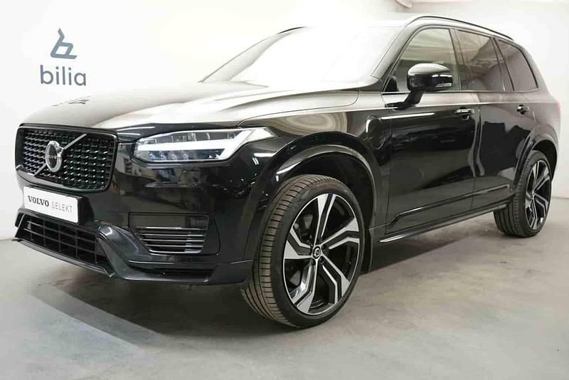 Svart Begagnad 2021 Volvo XC90 Pro SUV | 599 900 kr (Marknadspris) - Bild 1/1