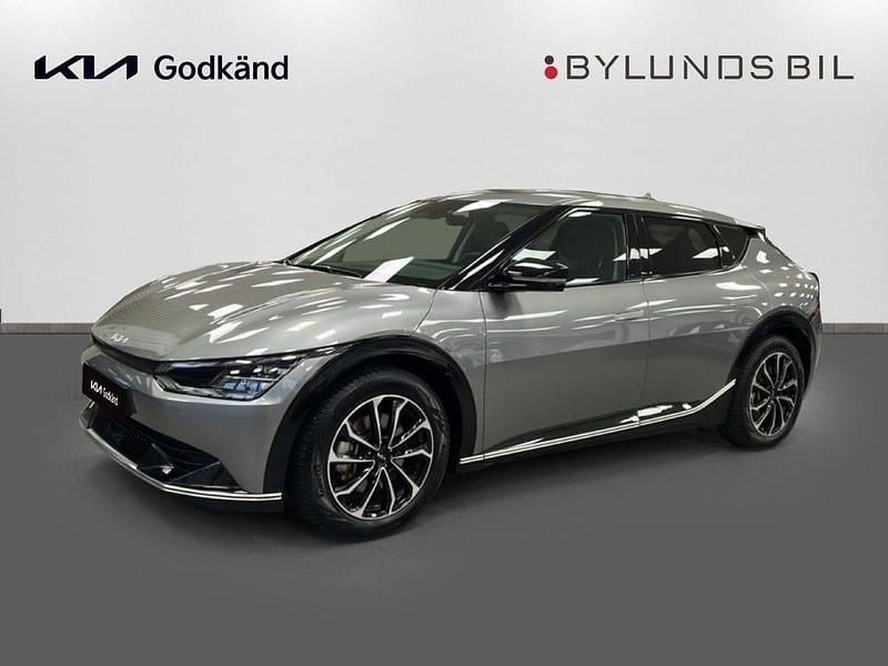 Grå Begagnad 2024 Kia EV6 SUV | 529 000 kr (Marknadspris) - Bild 1/4