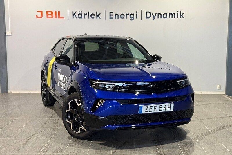 Blå (kolibri blue) Begagnad 2025 Opel Mokka SUV | 329 900 kr - Bild 1/4