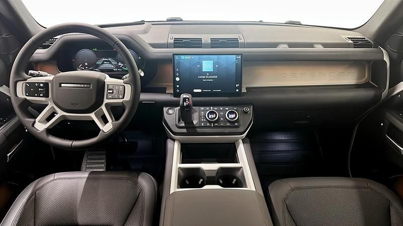 Ny Land Rover Defender SE Dynamic 224 HK (164 kW) 2025 Vit (white) SUV