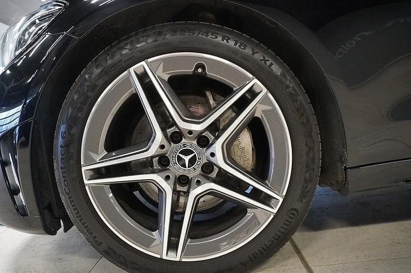 Begagnad Mercedes C220 194 HK (142 kW) 2019 Svart Kombi
