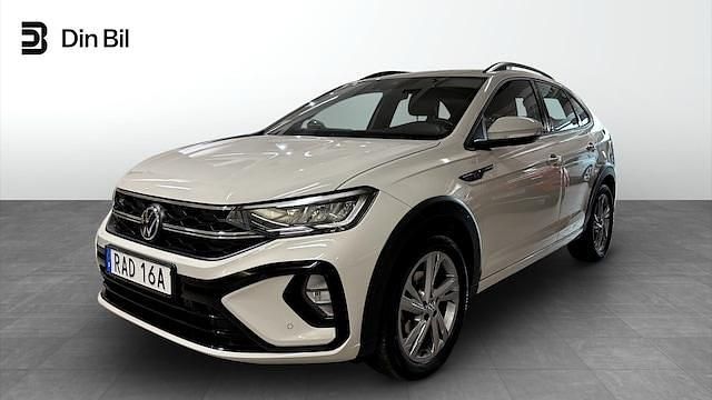 Grå Begagnad 2022 VW Taigo IQ Drive SUV | 239 900 kr (Marknadspris) - Bild 1/4