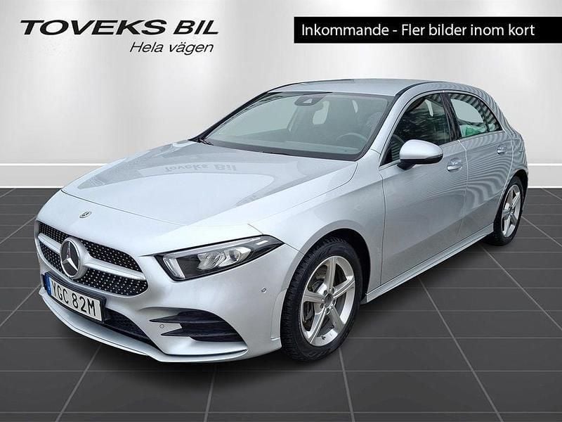 Silver Begagnad 2022 Mercedes A250 Halvkombi | 279 900 kr (Marknadspris) - Bild 1/3