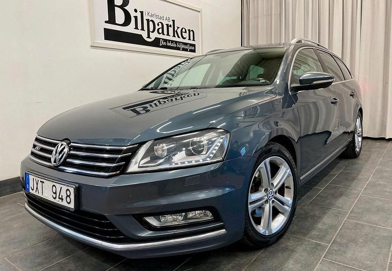 Ljusgrå Begagnad 2013 VW Passat GT Kombi | 109 900 kr (Lite dyr) - Bild 1/3