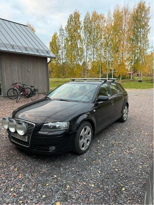 Svart Begagnad 2006 Audi A3 Sportback Comfort Halvkombi | 20 000 kr (Marknadspris) - Bild 1/4