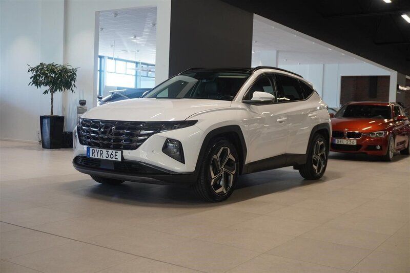 Vit Begagnad 2020 Hyundai Tucson Advanced SUV | 299 800 kr (Lite dyr) - Bild 1/4