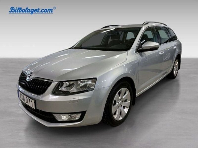 Silver Begagnad 2016 Skoda Octavia Kombi | 112 000 kr - Bild 1/4