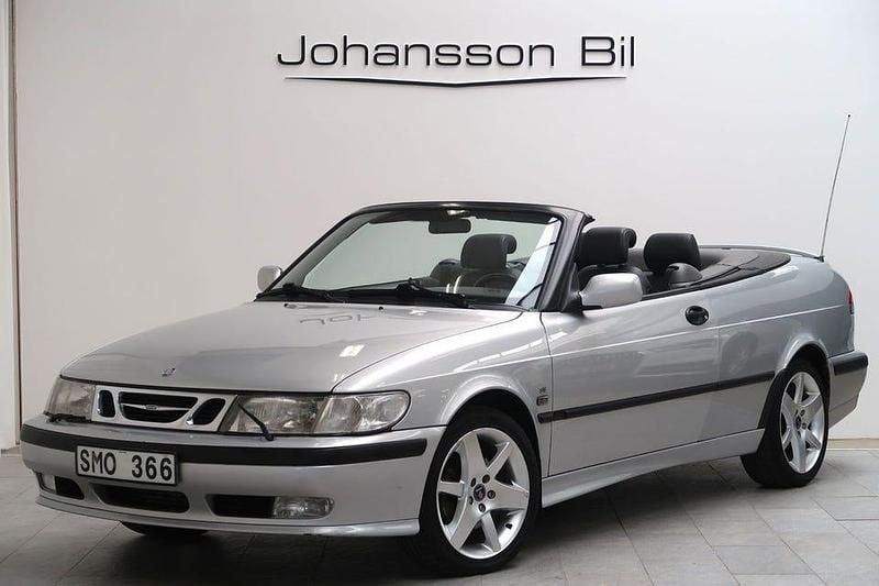 Grå Begagnad 2001 Saab 9-3 Cab | 94 900 kr - Bild 1/4