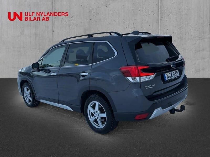 Begagnad Subaru Forester Active 150 HK (110 kW) 2019 Grå SUV