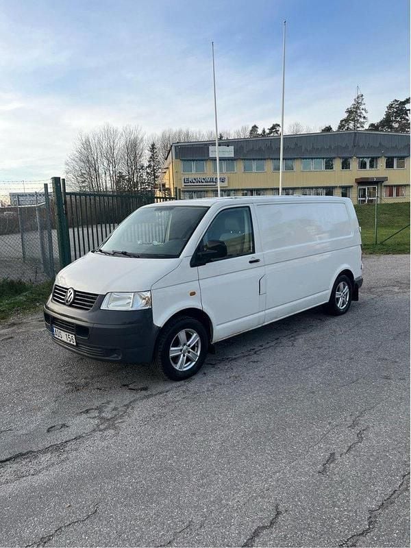 Vit Begagnad 2008 VW T5 Van | 60 000 kr (Superpris) - Bild 1/4