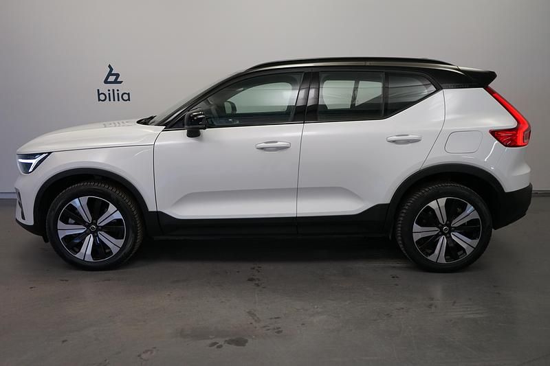 Begagnad Volvo XC40 Core 185 kW (252 HK) 2022 Vit SUV