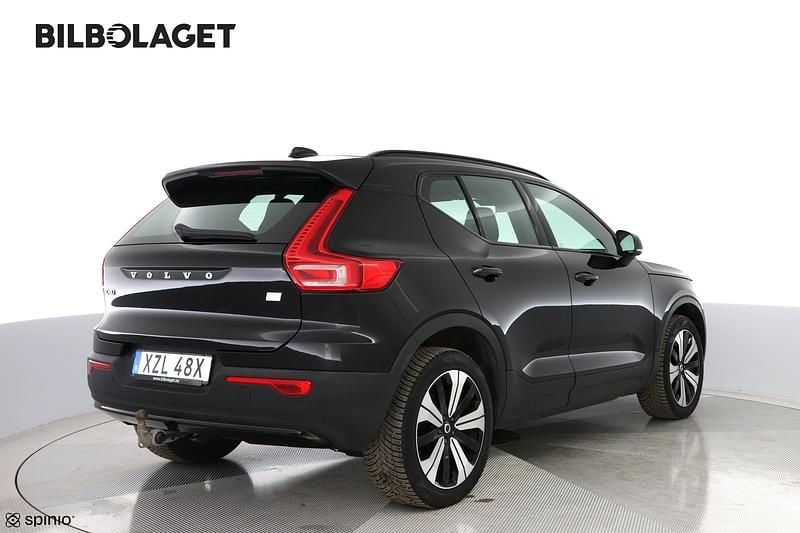 Begagnad Volvo XC40 Single Motor 175 kW (238 HK) 2022 Svart SUV