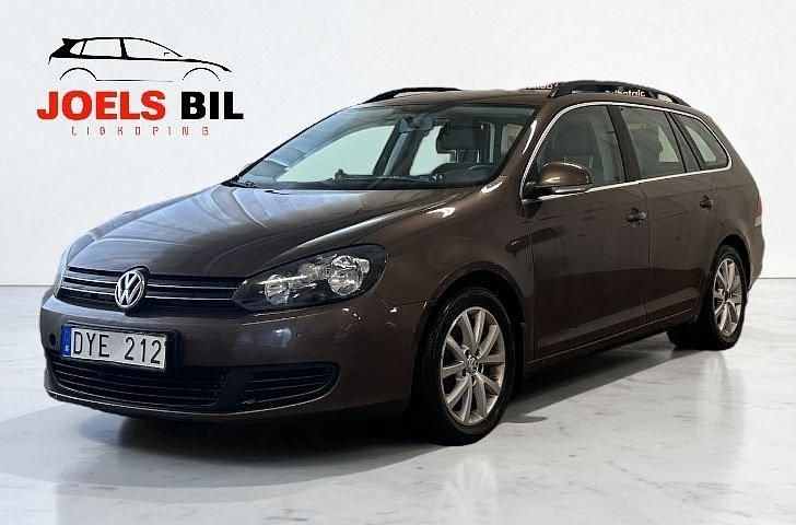 Mörkbrun Begagnad 2010 VW Golf VI Kombi | 29 900 kr (Superpris) - Bild 1/4