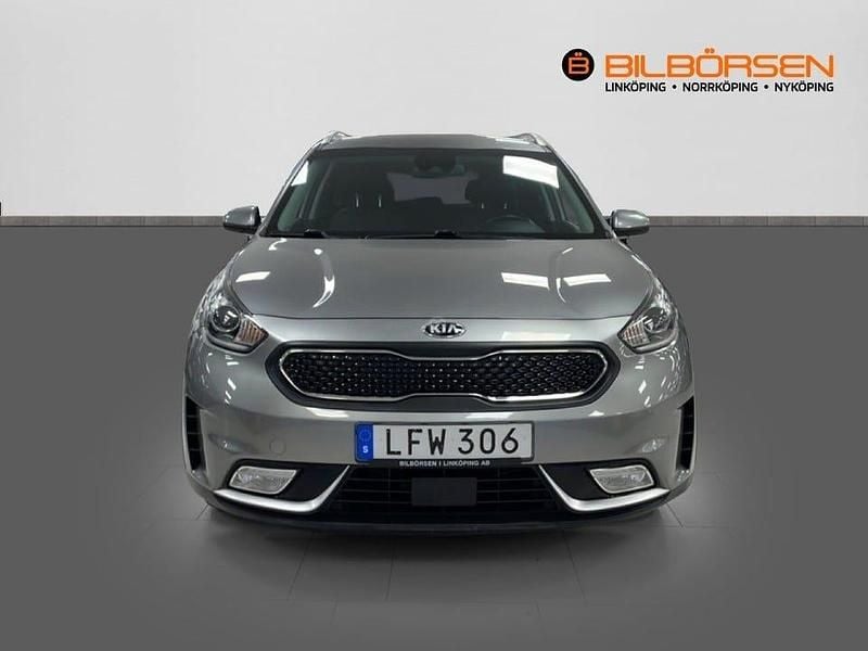 Begagnad Kia Niro Advance 105 HK (77 kW) 2018 /klg/ steel grey SUV