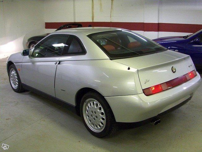 Begagnad Alfa Romeo GTV 220 HK (161 kW) 1997 Sportkupé