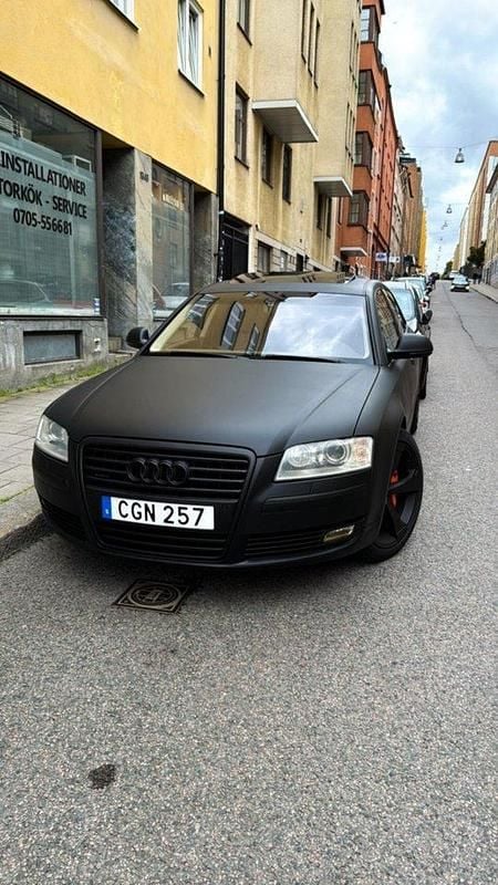 Blå Begagnad 2009 Audi A8L Sedan | 80 000 kr - Bild 1/4
