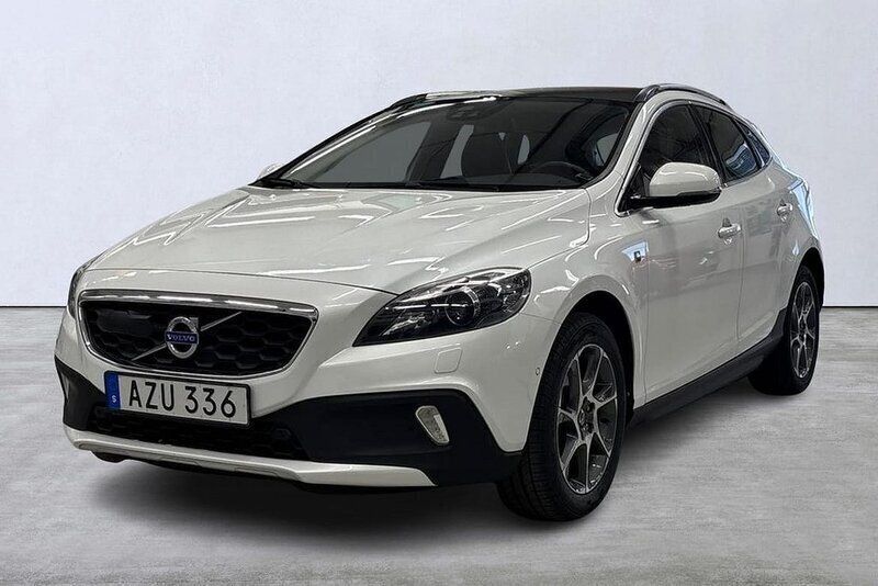 Vit Begagnad 2015 Volvo V40 CC Pro Kombi | 179 900 kr (Marknadspris) - Bild 1/4