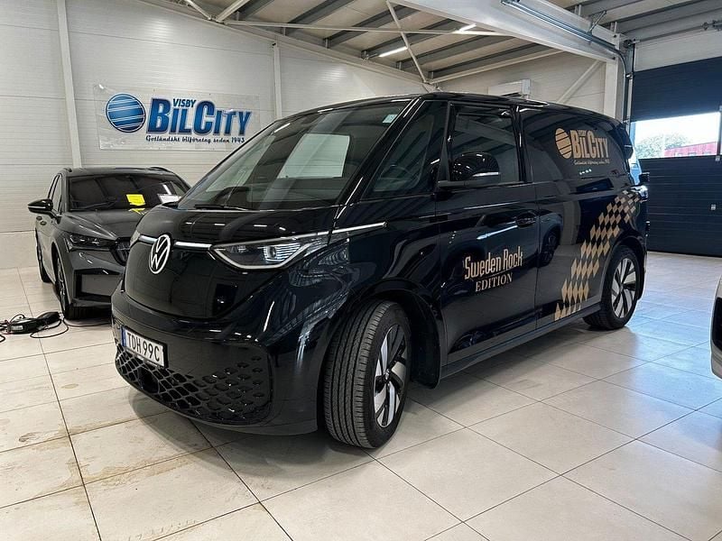 Svart Begagnad 2024 VW ID. Buzz Van | 539 900 kr (Bra pris) - Bild 1/4