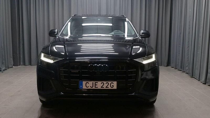 Begagnad Audi Q8 S-Line 286 HK (210 kW) 2019 Svart SUV
