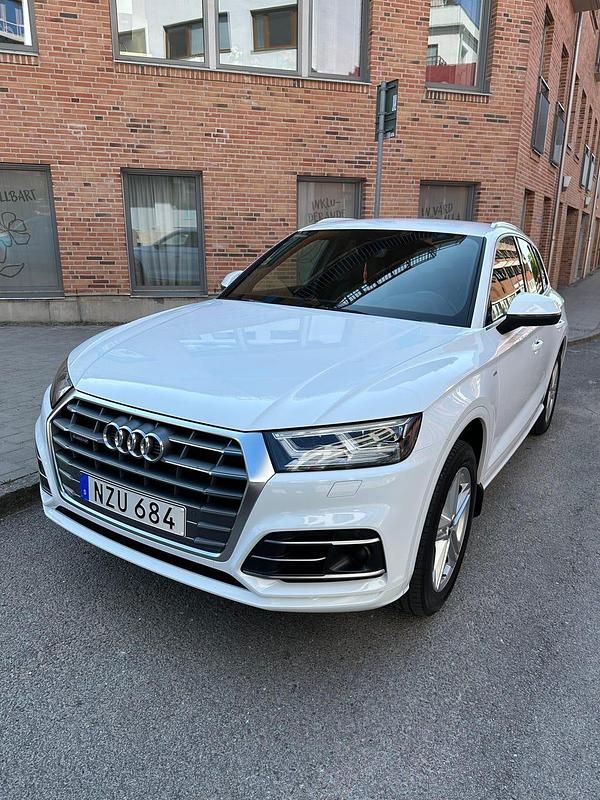 Begagnad Audi Q5 Comfort 252 HK (185 kW) 2018 SUV