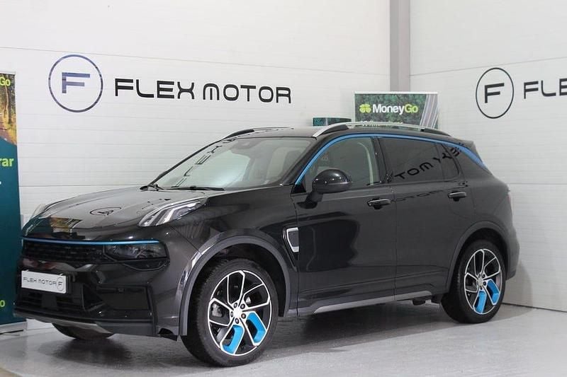 Begagnad Lynk & Co 01 262 HK (192 kW) 2021 Svart SUV