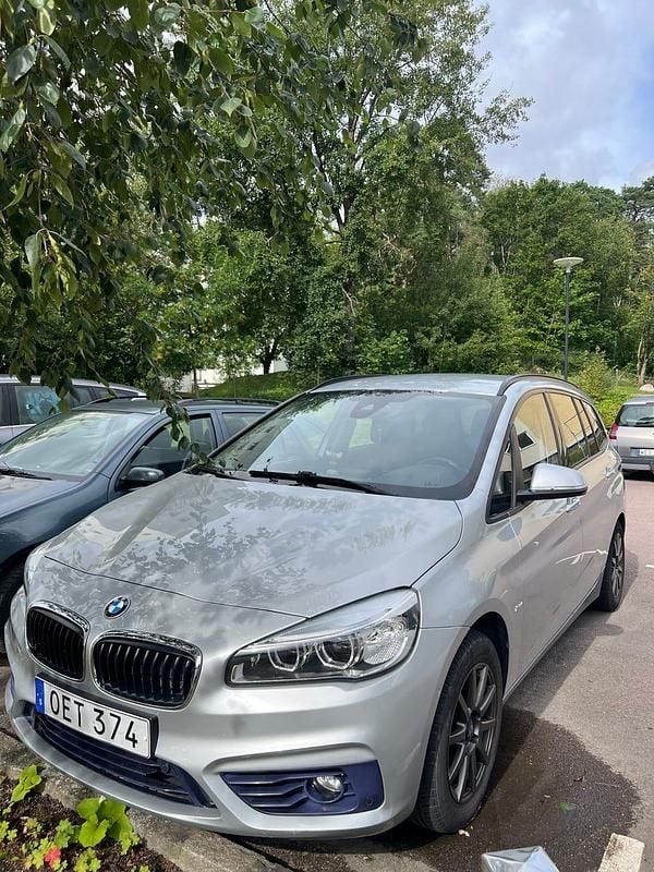 Begagnad 2017 BMW 218 Gran Tourer Minibuss | 185 000 kr (Marknadspris) - Bild 1/4