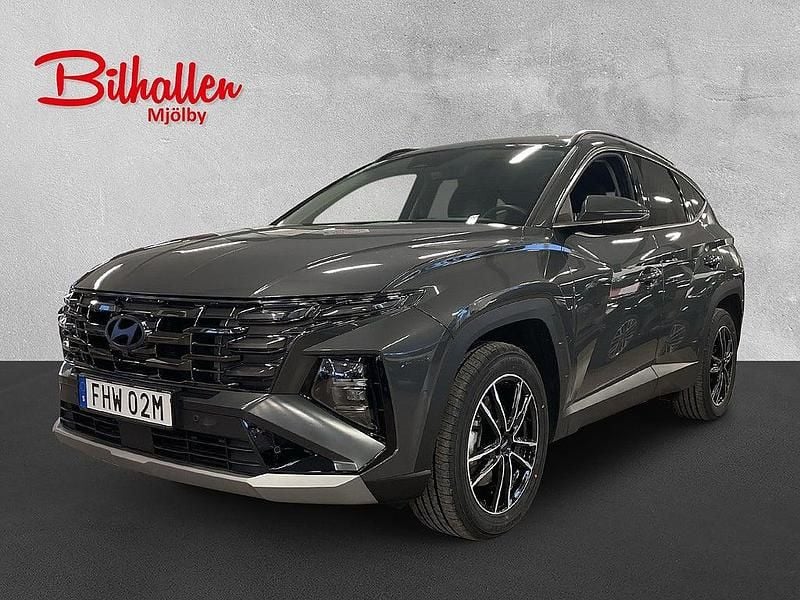 Grå Begagnad 2024 Hyundai Tucson Advanced SUV | 469 000 kr (Bra pris) - Bild 1/4