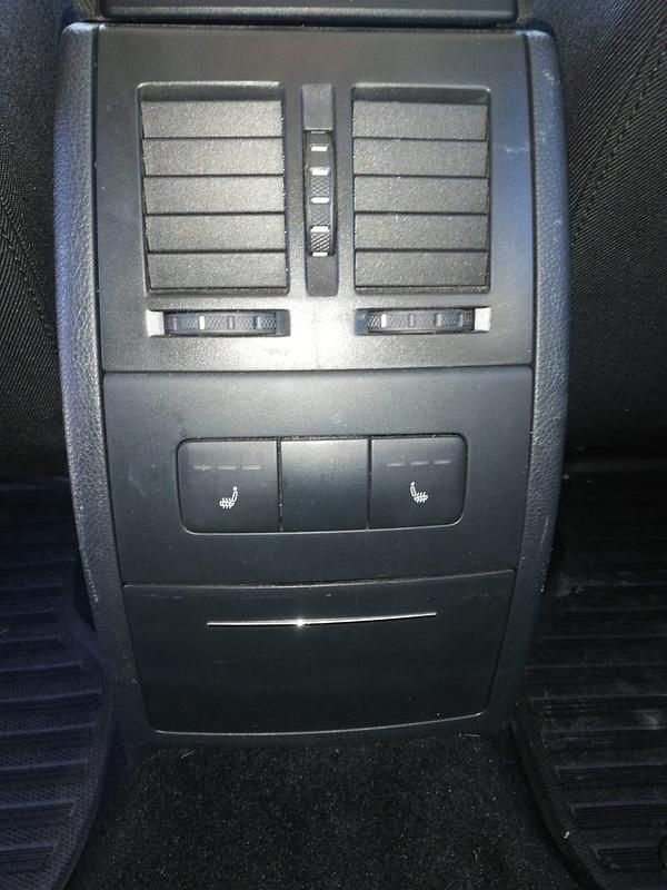 Begagnad Skoda Octavia Scout 140 HK (102 kW) 2013 Kombi