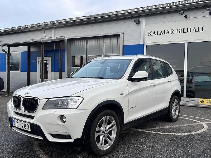 Vit Begagnad 2012 BMW X3 SUV | 119 900 kr (Marknadspris) - Bild 1/4