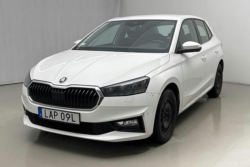 Begagnad Skoda Fabia 110 HK (80 kW) 2022 Vit Halvkombi