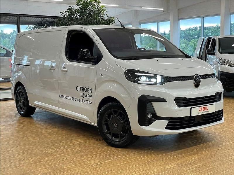 Vit kaolin Ny 2025 Citroën Jumpy Business Class Van | 449 875 kr (Lite dyr) - Bild 1/4