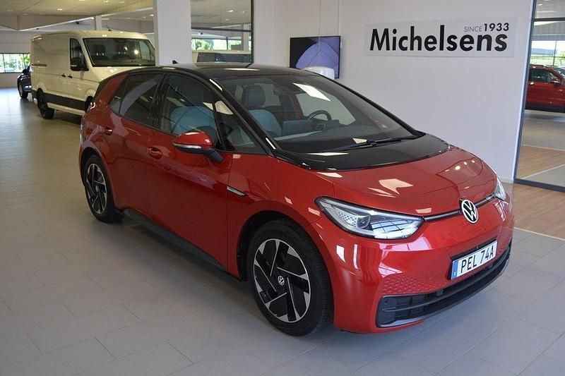 Röd Begagnad 2022 VW ID.3 Pro Performance Halvkombi | 289 900 kr (Dyr) - Bild 1/4