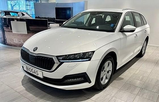 Begagnad Skoda Octavia G-TEC Ambition 131 HK (96 kW) 2023 Vit Kombi