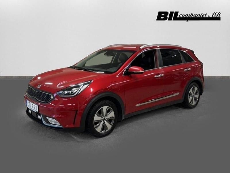 Röd Begagnad 2018 Kia Niro Advance SUV | 169 000 kr (Marknadspris) - Bild 1/4