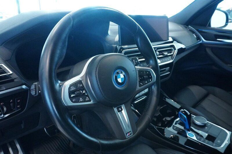 Begagnad BMW iX3 M Sport 210 kW (286 HK) 2022 Okänd SUV