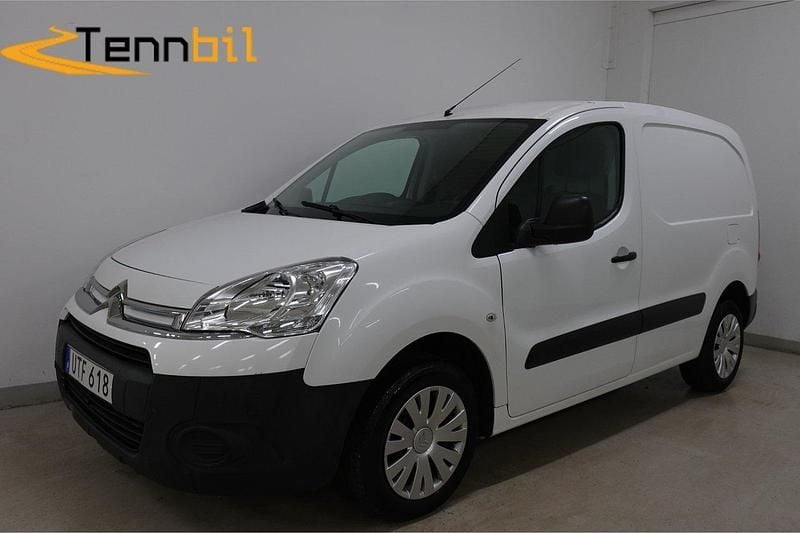 Vit Begagnad 2014 Citroën Berlingo Van | 69 900 kr (Marknadspris) - Bild 1/4